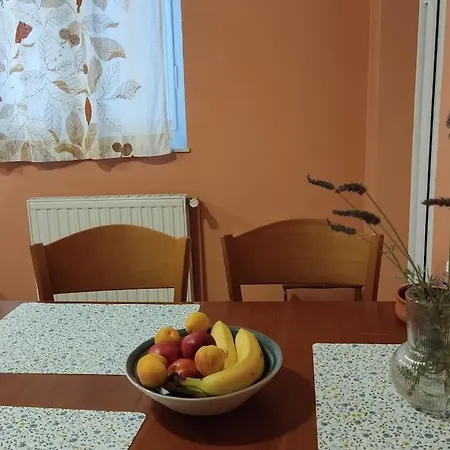 Lavender House In Kiparissia